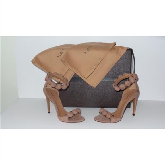ALAIA BOMBE TAUPE STUDDED SANDALS HEELS SIZE 36 - Picture 10 of 11